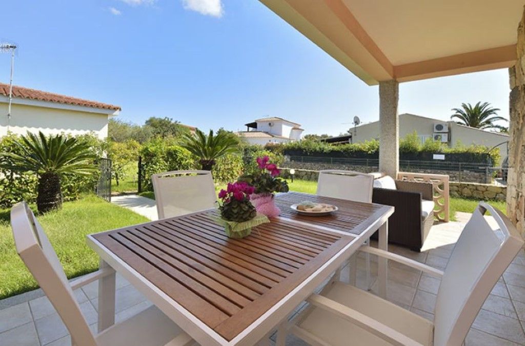 Residence Le Canne San Teodoro  Exterior photo