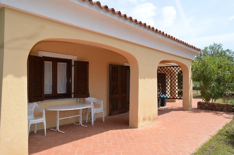 Residence Le Canne San Teodoro  Exterior photo
